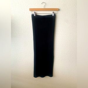 Black midi ribbed pencil skirt